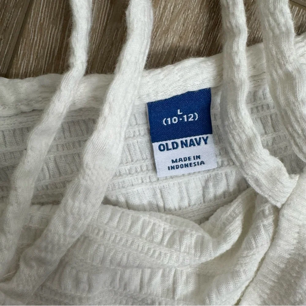 Old Navy summer shorts and tank top